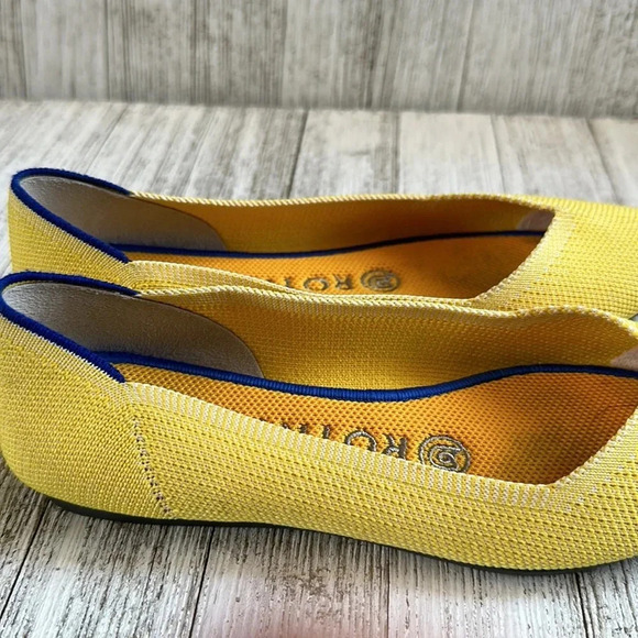 Rothy’s The Point Flat Sunflower Yellow Size 6 - Picture 10 of 10
